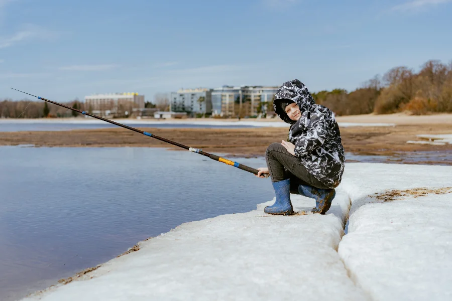 Quelles espèces pêcher en hiver au Québec ? Perchaude, doré, brochet, éperlan et plus
