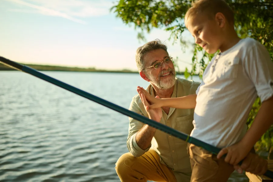 Pêche au doré en automne au Québec : techniques, spots et fenêtres d'activité (Guide 2026)